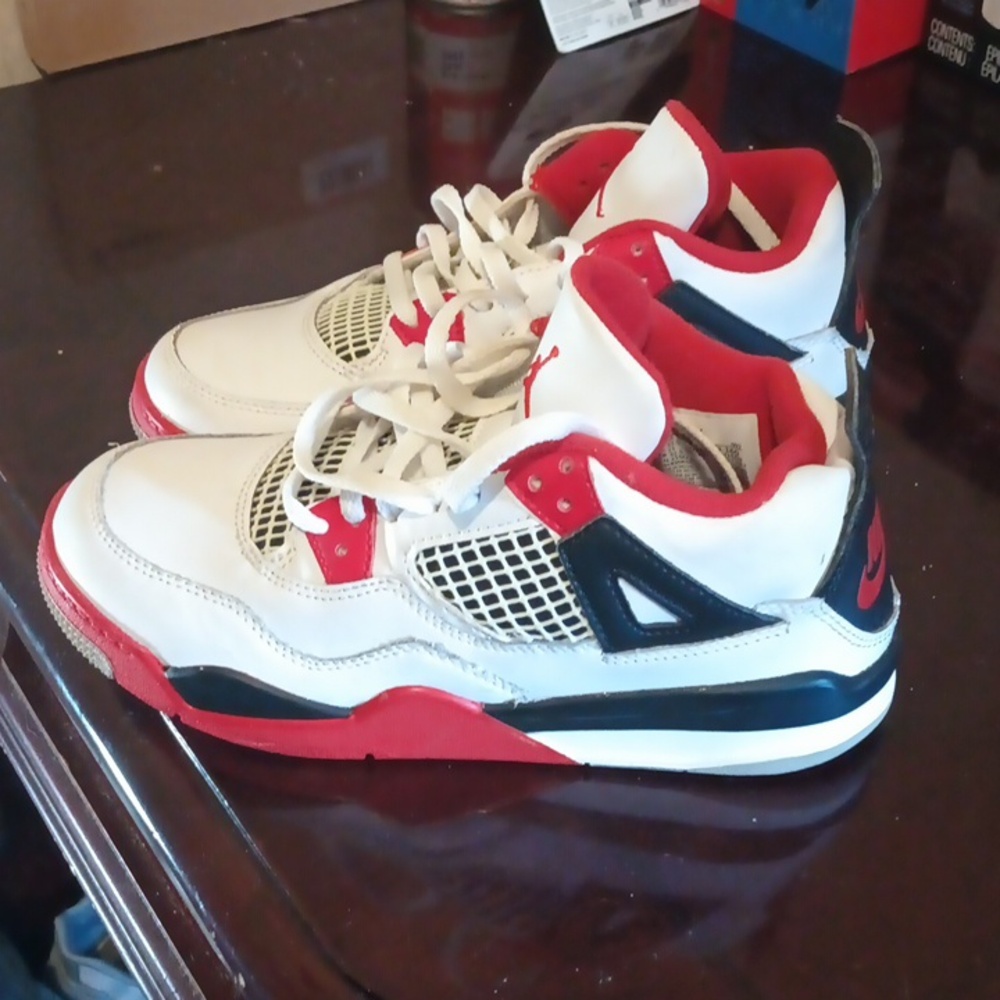 Jordan Retro 4 OG FireRed 2Y
